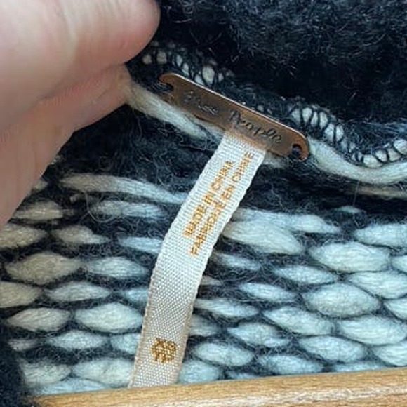 Free People Wool Blend Open Knit Fair Isle Printed Cowl Neck Pullover Sweater - Picture 5 of 9